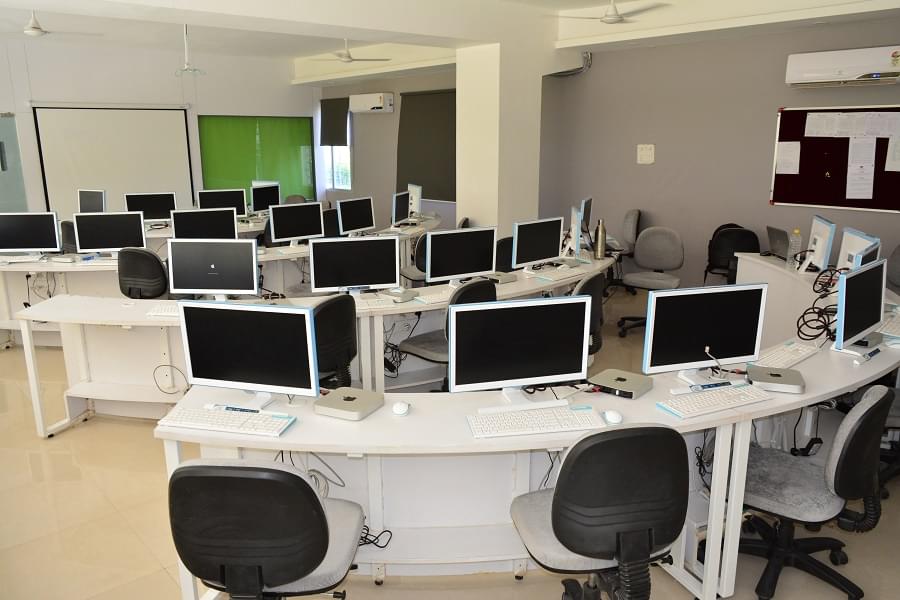 SAGE University Indore Facilities photo 1